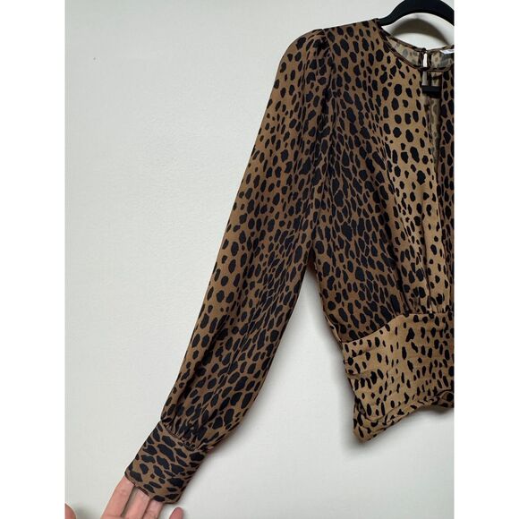 GOOD AMERICAN Double Keyhole Leopard Print Blouse, Sz XS - Picture 5 of 12